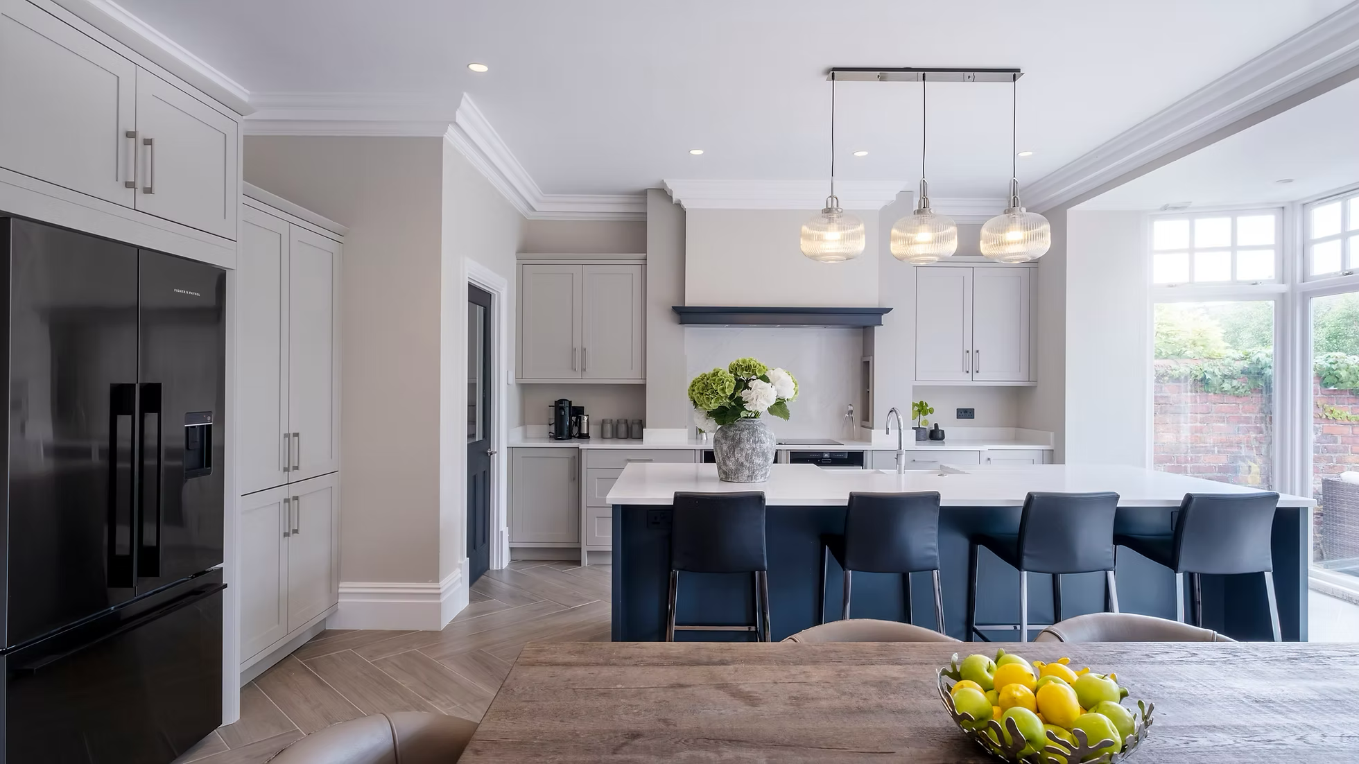 Four Seasons 1Feature German Precision, British Craftsmanship: What Makes a Kitchen Truly Exceptional